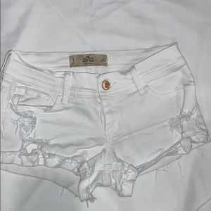 White hollister shorts